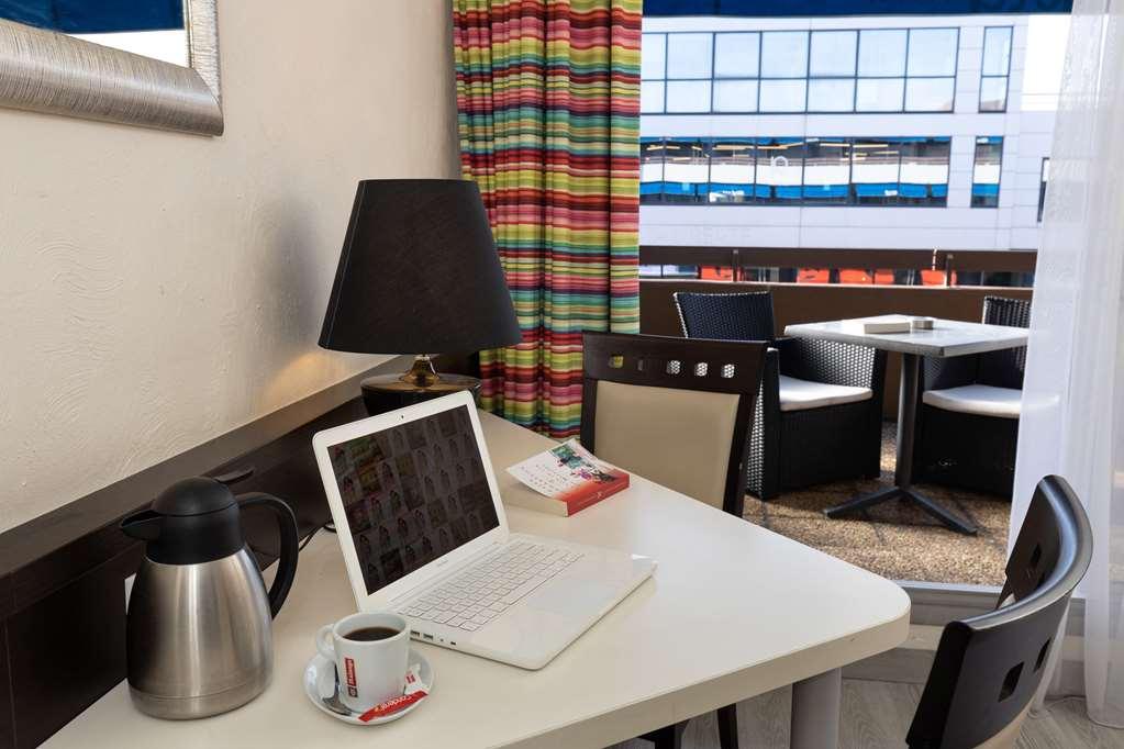 The Originals City, Hotel Galaxie, Nice Aeroport Saint-Laurent-du-Var Facilities photo